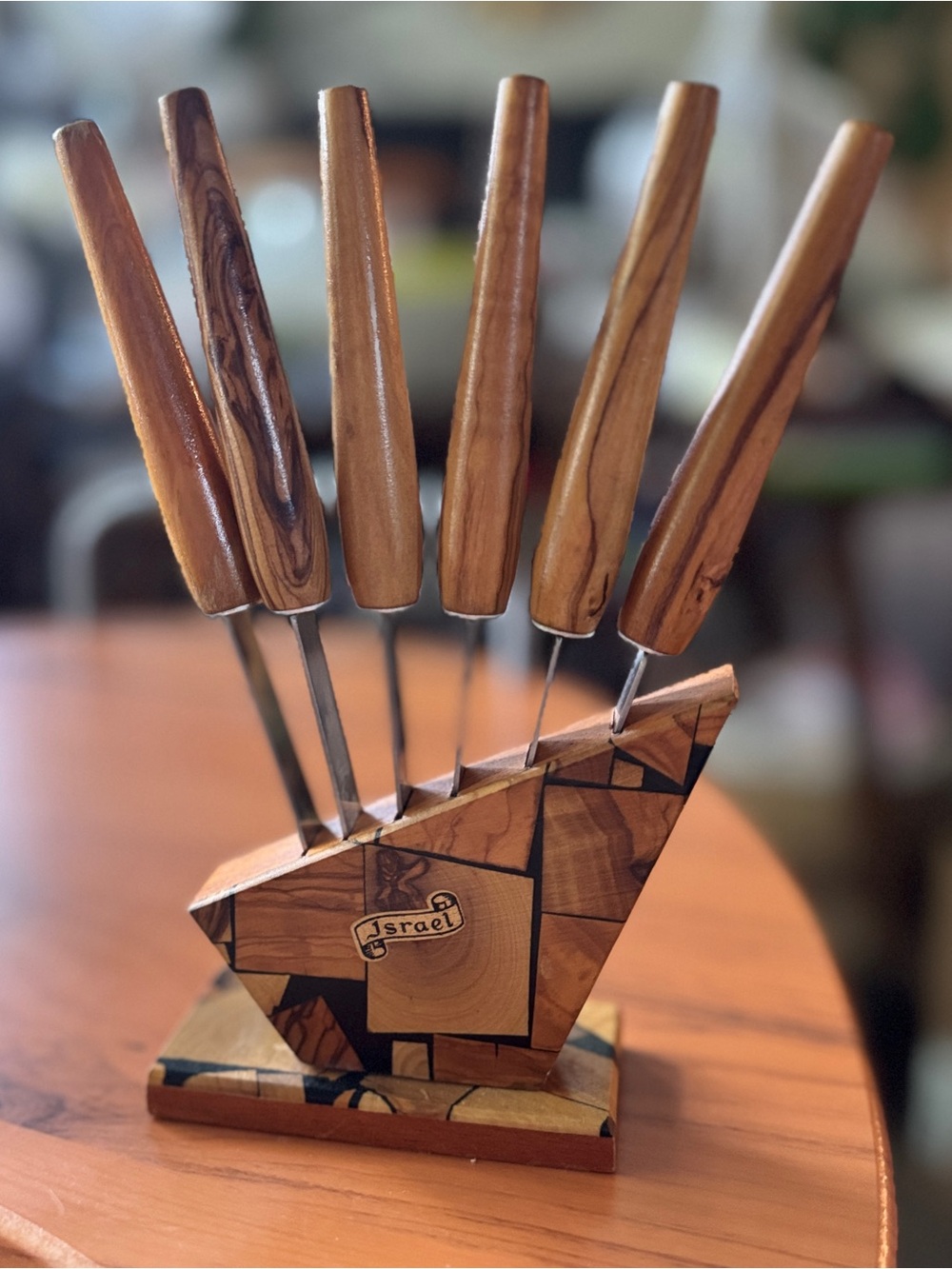 Vintage Judaica OLIVE WOOD SPREADER COCKTAIL KNIFE SET & Inlaid STAND MCM